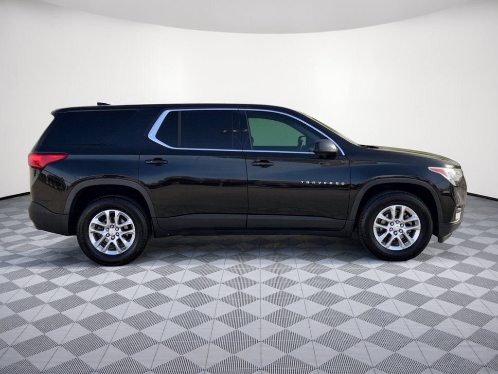 Used 2018 Chevrolet Traverse LS FWD image 8