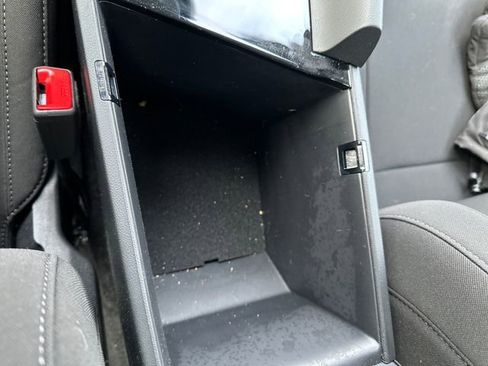 Certified 2025 Hyundai Elantra Blue image 19