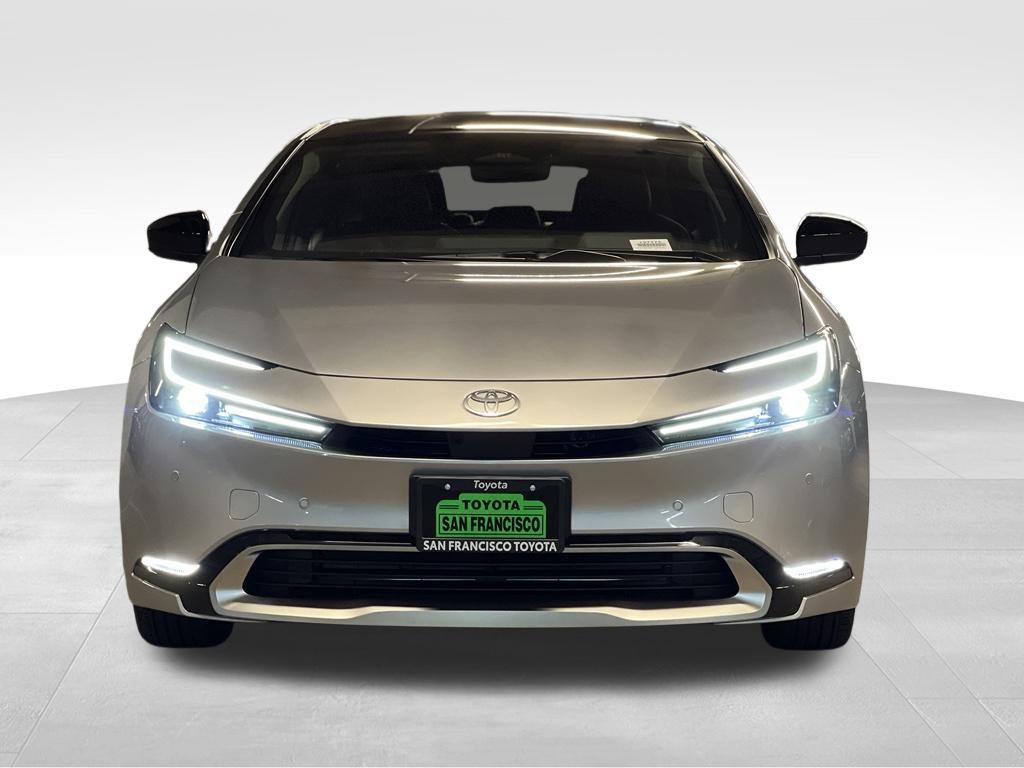 New 2027 Toyota Prius Plug-In Hybrid w/ Limited Premium Package FWD image 5