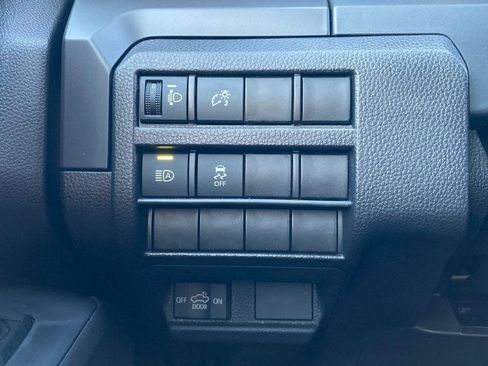 Certified 2026 Toyota Tacoma SR AWD/4WD image 11