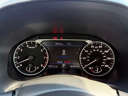 Used 2023 Nissan Altima 2.5 SR image 14