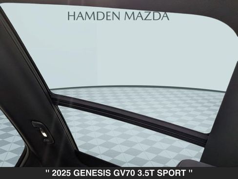 Used 2025 Genesis GV70 3.5T Sport AWD/4WD image 31