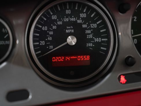 Used 2000 BMW Z8 RWD image 39