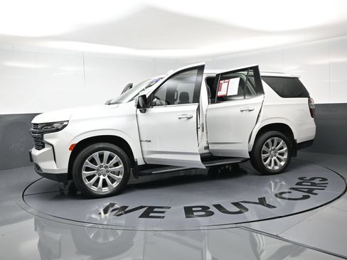 Used 2022 Chevrolet Tahoe Premier AWD/4WD image 22
