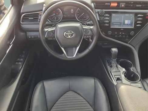 Certified 2020 Toyota Camry SE w/ Moonroof Package image 13