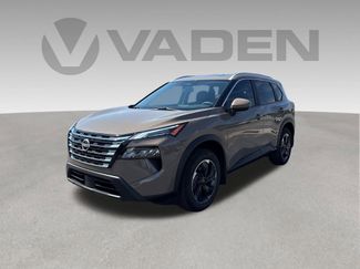Used 2025 Nissan Rogue SV w/ SV Premium Package FWD video 1