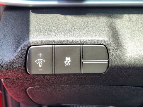 Used 2024 Hyundai Elantra Limited FWD image 20