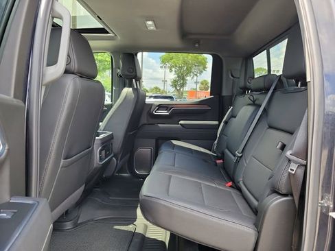 Certified 2025 GMC Sierra 1500 Denali w/ Denali Reserve Package AWD/4WD image 17