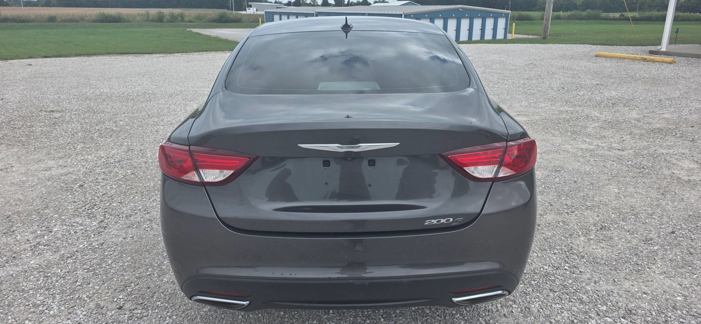 Used 2015 Chrysler 200 S w/ Navigation & Sound Group I FWD image 4