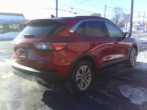 Used 2022 Ford Escape SEL image 5
