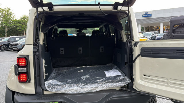 New 2026 Ford Bronco Raptor w/ Interior Carbon Fiber Pack AWD/4WD image 20