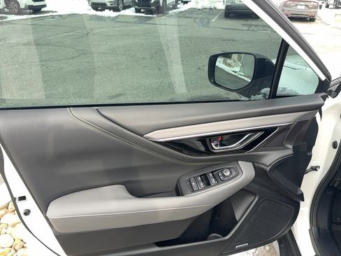 Certified 2025 Subaru Outback Onyx Edition w/ Popular Package #2 image 12