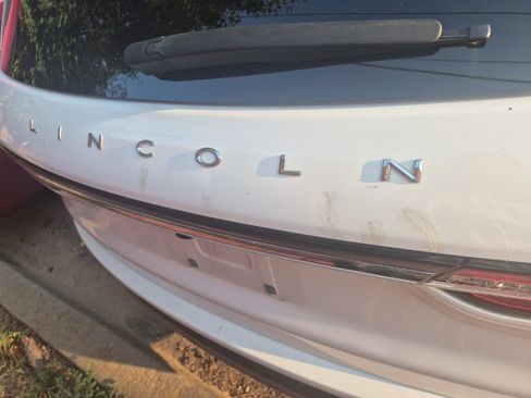 Used 2020 Lincoln Corsair FWD w/ Equipment Group 101A image 10