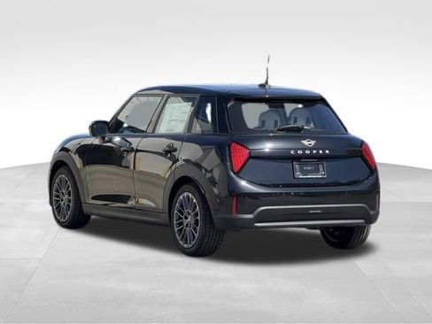 New 2026 MINI Cooper 4-Door Hardtop FWD image 7