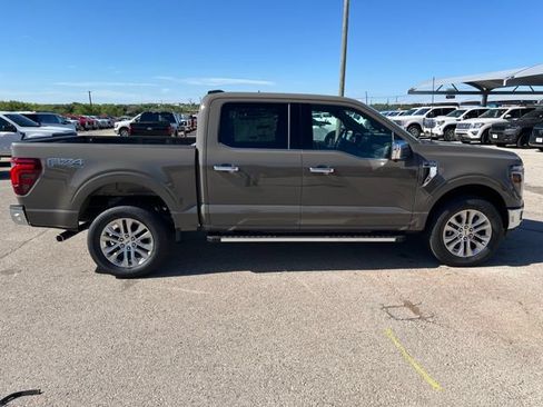 New 2025 Ford F150 Lariat w/ Equipment Group 501A Mid AWD/4WD image 9