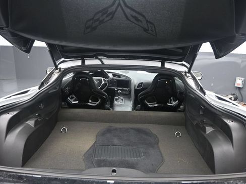Used 2015 Chevrolet Corvette Stingray Coupe w/ 3LT Preferred Equipment Group RWD image 21