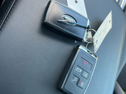 Used 2021 Land Rover Range Rover Sport HSE Dynamic image 25