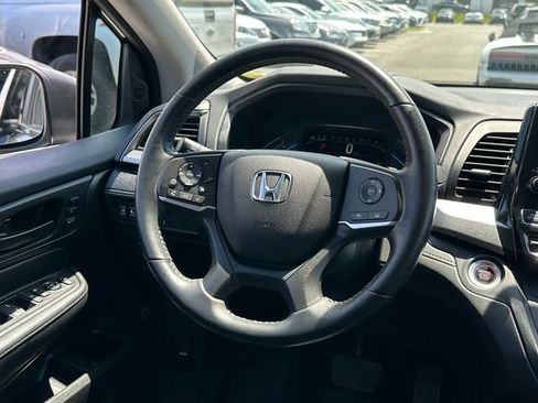 Used 2022 Honda Odyssey EX-L image 18
