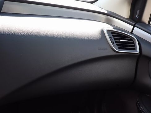 Used 2024 Nissan Murano SV image 32