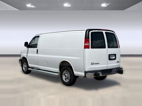 Certified 2025 GMC Savana 2500 w/ Driver Convenience Package RWD image 3