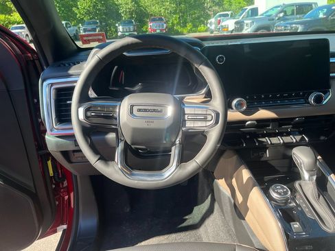 New 2026 GMC Canyon Denali AWD/4WD image 16
