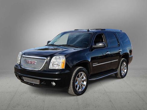 Used 2013 GMC Yukon Denali image 4