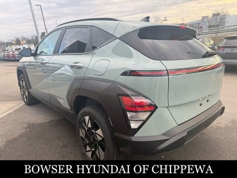 Used 2024 Hyundai Kona SEL image 3