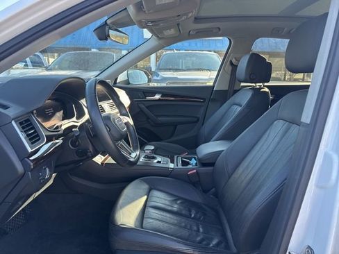 Used 2018 Audi Q5 2.0T Premium AWD/4WD image 8