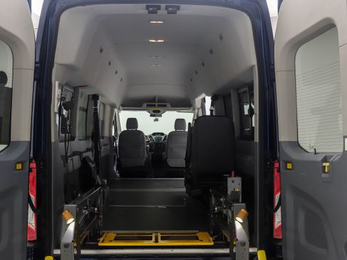 Used 2019 Ford Transit 350 XL RWD image 12