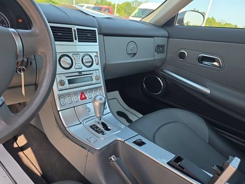 Used 2004 Chrysler Crossfire Coupe RWD image 12