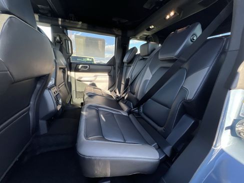 New 2025 Ford Bronco Outer Banks image 24