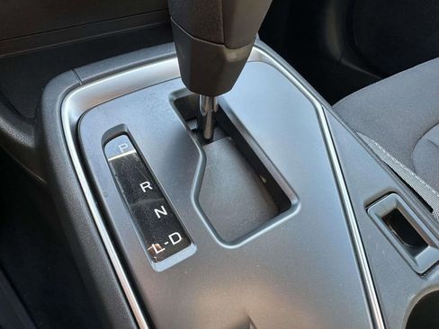 Certified 2025 Subaru Impreza 2.0i image 19