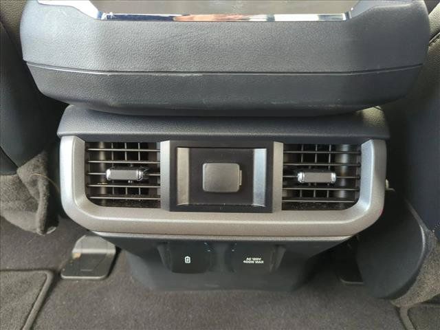 Used 2023 Ford F150 Lariat RWD image 16