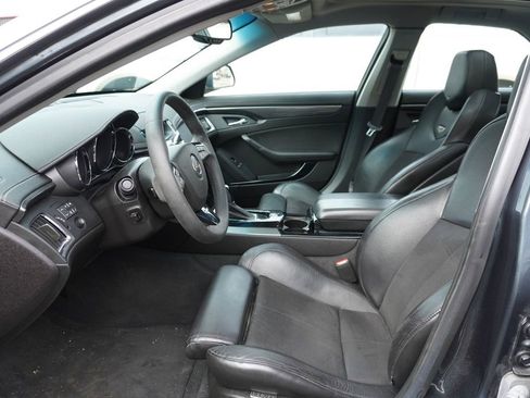 Used 2009 Cadillac CTS V image 2