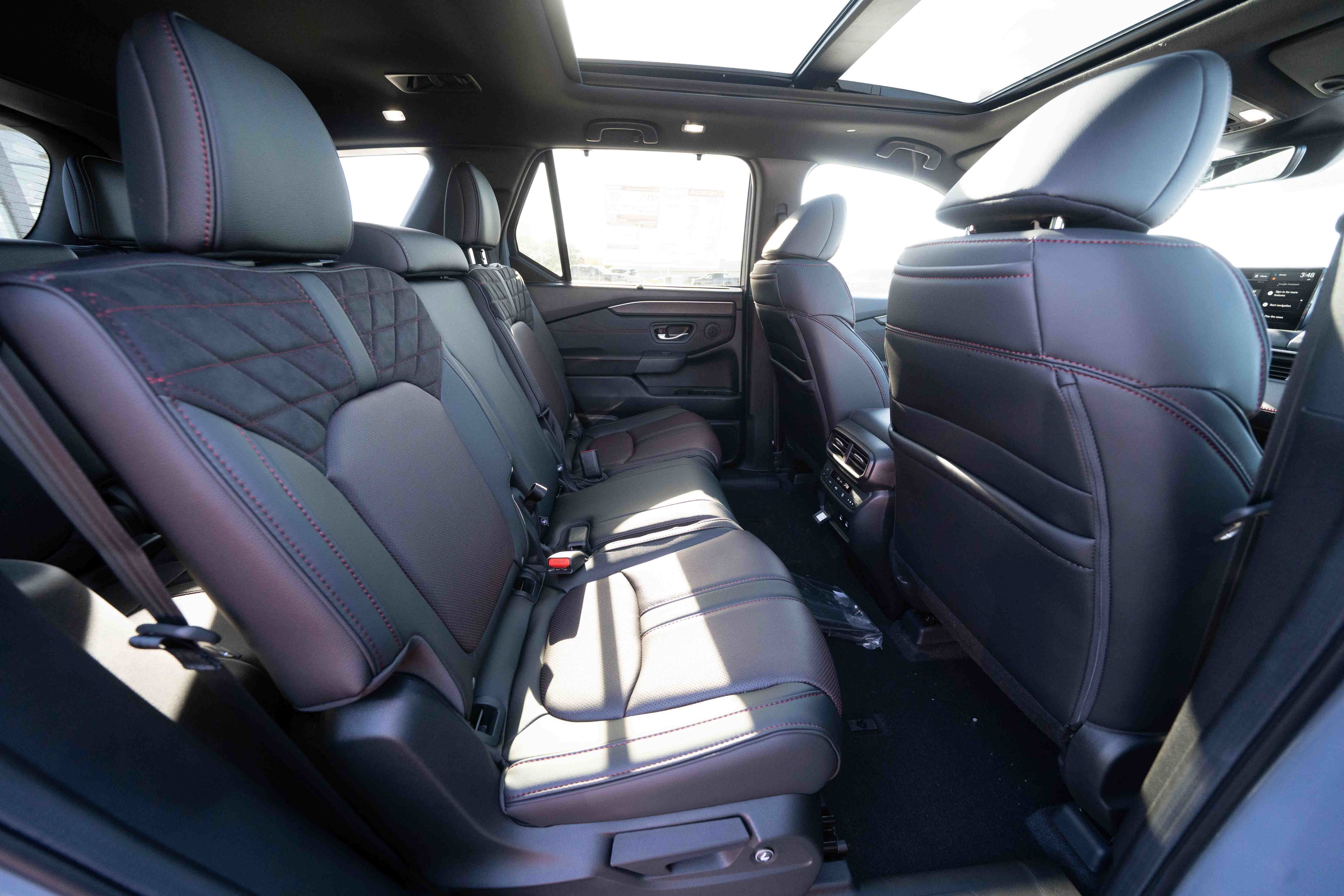 New 2026 Honda Pilot Black Edition image 25