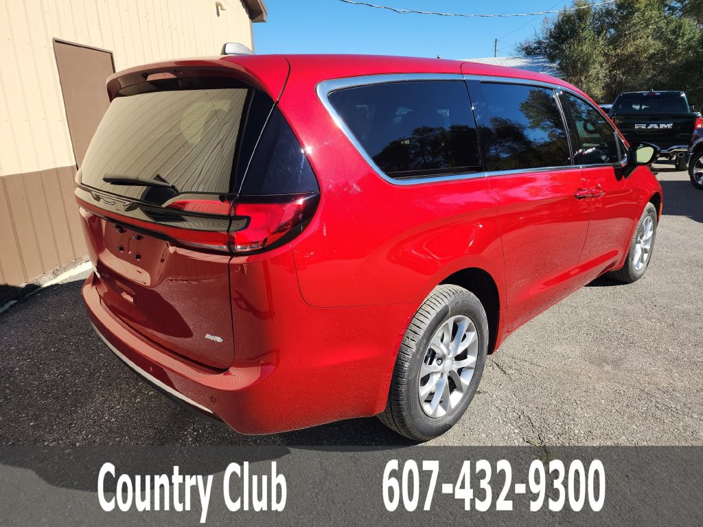 New 2027 Chrysler Pacifica Select AWD/4WD image 8
