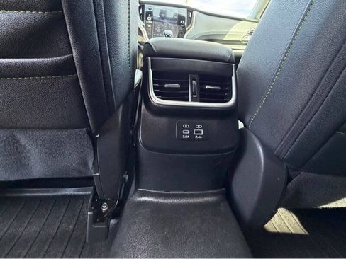 Used 2024 Subaru Outback Onyx Edition AWD/4WD image 43