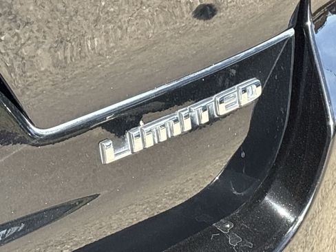 Used 2022 Jeep Grand Cherokee L Limited w/ Trailer Tow Group (B) image 19