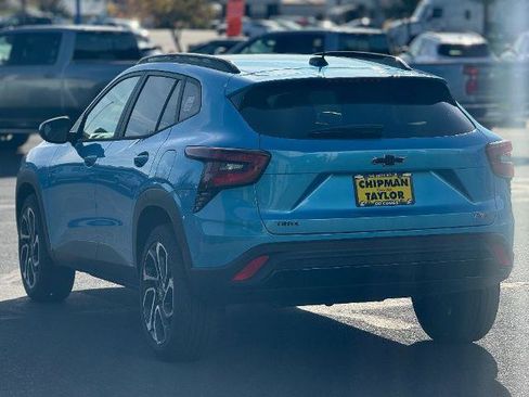 New 2025 Chevrolet Trax RS w/ Sunroof Package image 12