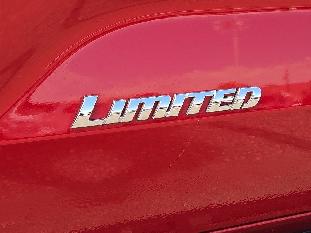 Certified 2025 Toyota Sequoia Limited AWD/4WD image 11