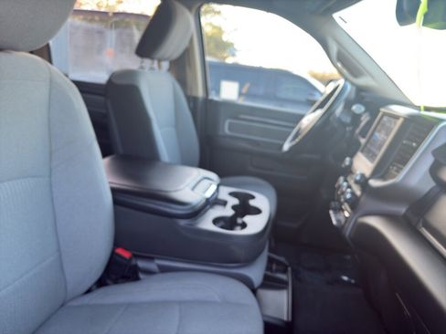 Used 2020 RAM 2500 Big Horn w/ Level 1 Equipment Group image 30