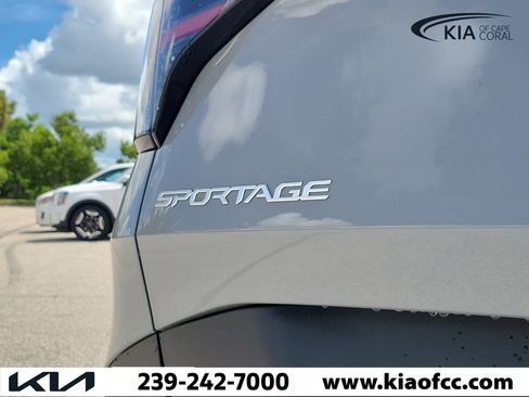 New 2027 Kia Sportage EX FWD image 10