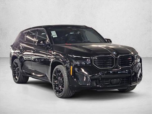 New 2026 BMW XM Label Red image 3