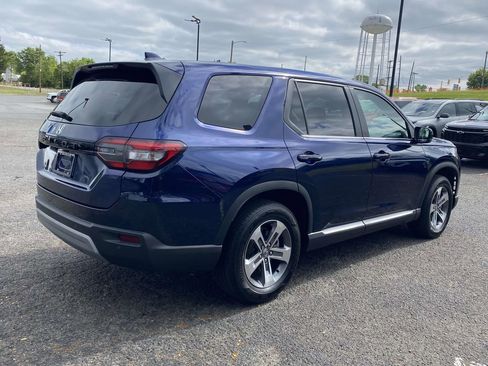 Used 2023 Honda Pilot EX-L image 6
