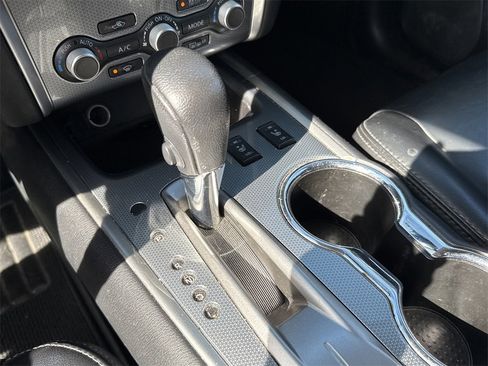 Used 2017 Nissan Pathfinder SL w/ SL Tech Package image 19