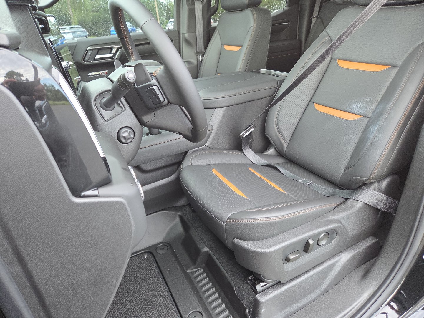 New 2026 GMC Sierra 1500 AT4 w/ Technology Package AWD/4WD image 28