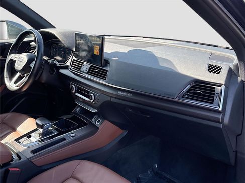 Used 2022 Audi Q5 2.0T Premium Plus w/ Premium Plus Package image 30