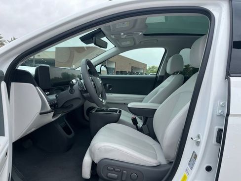 Used 2025 Hyundai Ioniq 5 Limited image 13