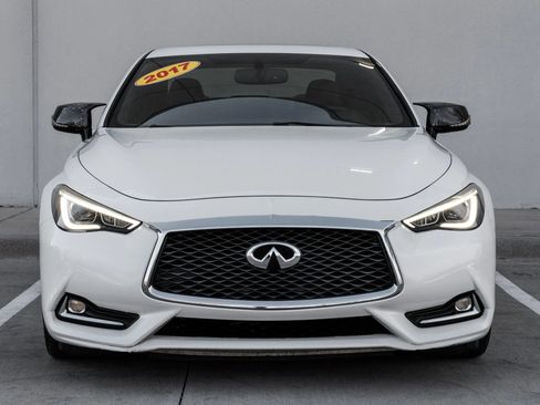 Used 2017 INFINITI Q60 3.0t w/ Premium Plus Package 3.0T image 6