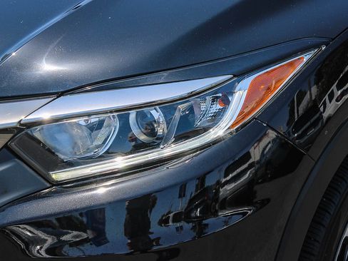 Certified 2021 Honda HR-V EX image 5